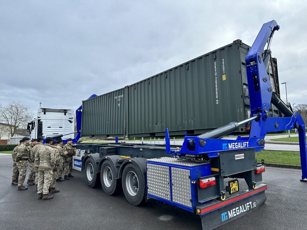 Megalift 2 x 20 ft container handler military